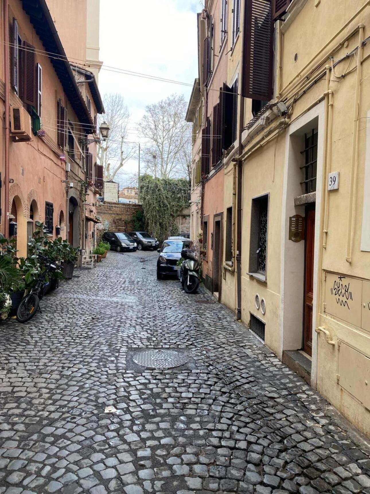 Casa Vicolo Moroni - Trastevere Рим Екстер'єр фото